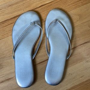 Gap silver flip flops- size 7